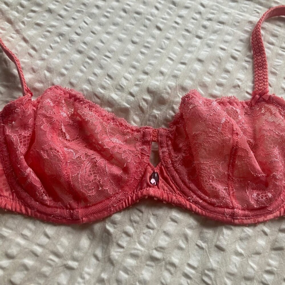 Pretty in Pink Rose Lace AUBADE Balconette bra ~ 32C